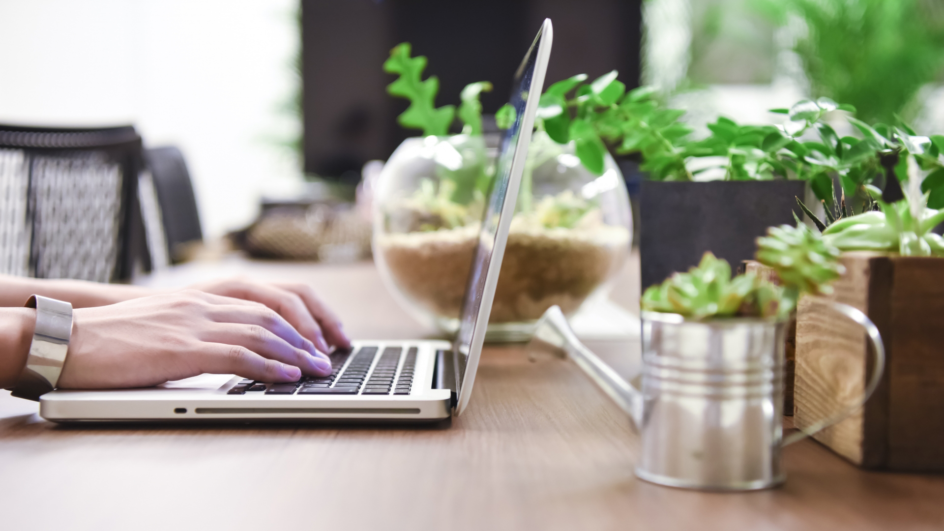 安心の低価格/岩手県 盛岡市のホームページ制作 ウエバー